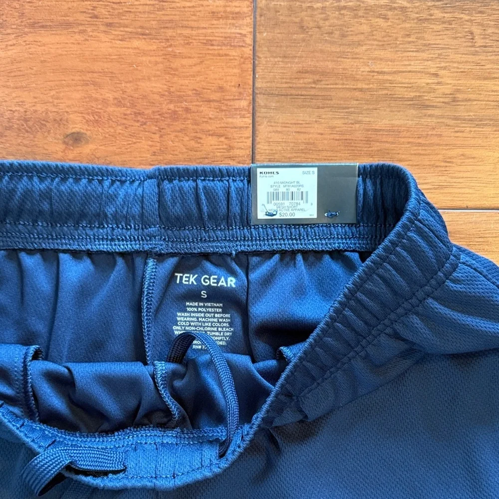 NWT Tek Gear Men's Blue Athletic Shorts Size Small